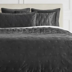Ayla Reversible Bedding - Black