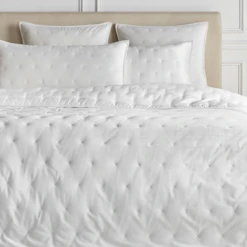 Ayla Reversible Bedding - Pearl